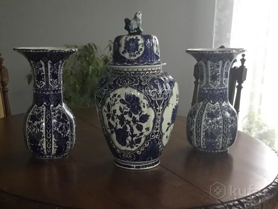 Комплект из трех ваз. Голландия. Delft. 800 рублей