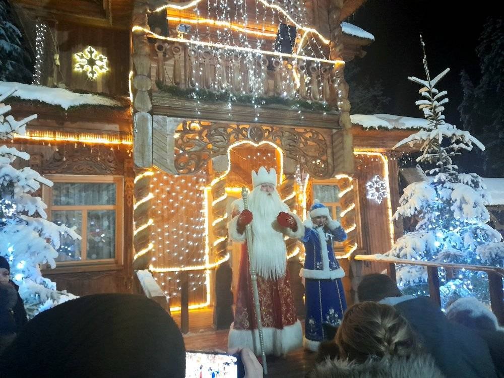В поместье Деда Мороза в Беловежской пуще.