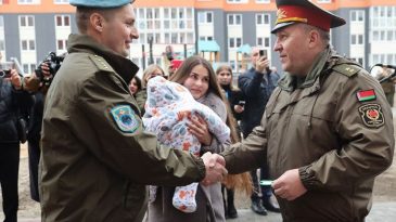 Задержали мужчину, вернувшегося из Польши, военным отдали 2 арендных дома: что произошло в Бресте и области 29 февраля
